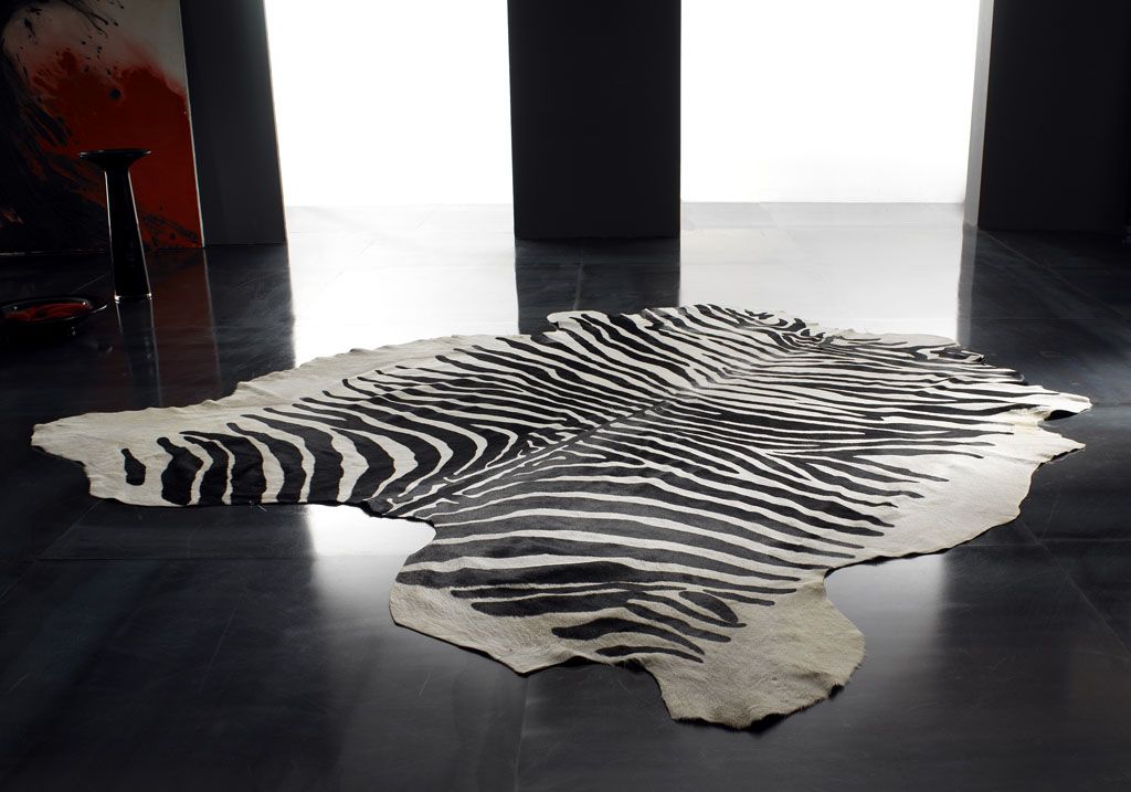 TAPPETO PELLE PONY BIANCO E MARRONE - Bauhaus re-edition